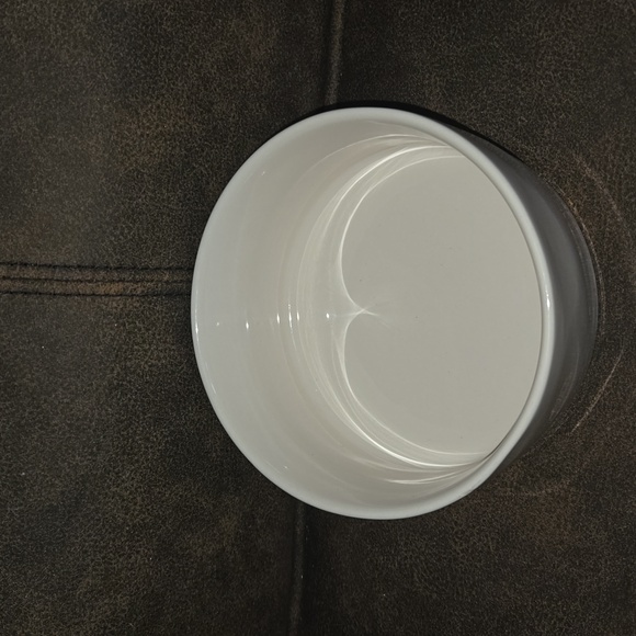 🐾 Rae Dunn CHOW DOWN Bowl 🐾 - Picture 5 of 6